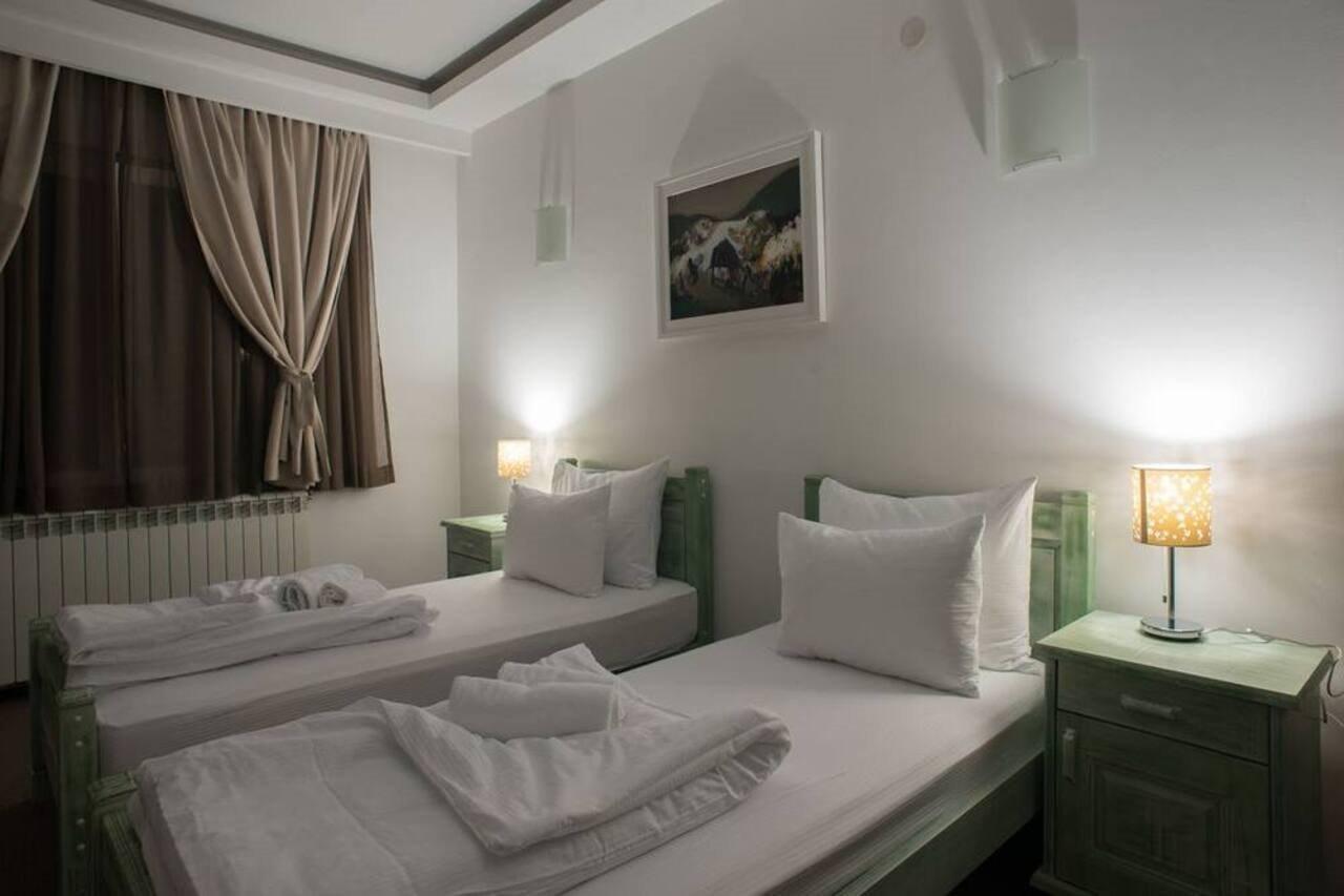 Hotel Trim Нікшич Екстер'єр фото