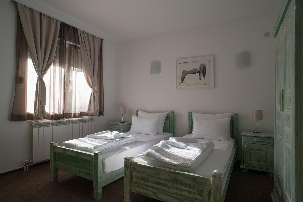 Hotel Trim Нікшич Екстер'єр фото
