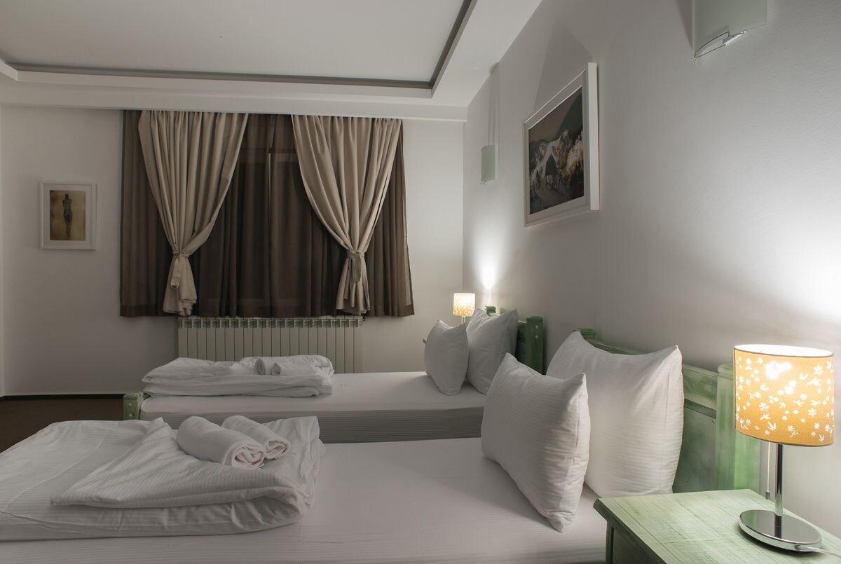 Hotel Trim Нікшич Екстер'єр фото