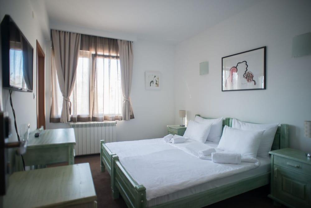 Hotel Trim Нікшич Екстер'єр фото