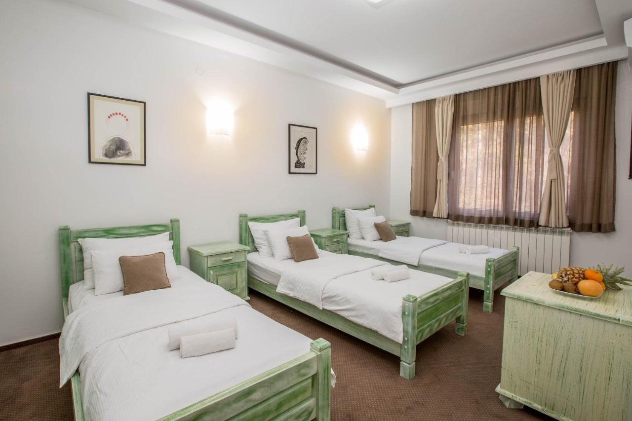 Hotel Trim Нікшич Екстер'єр фото