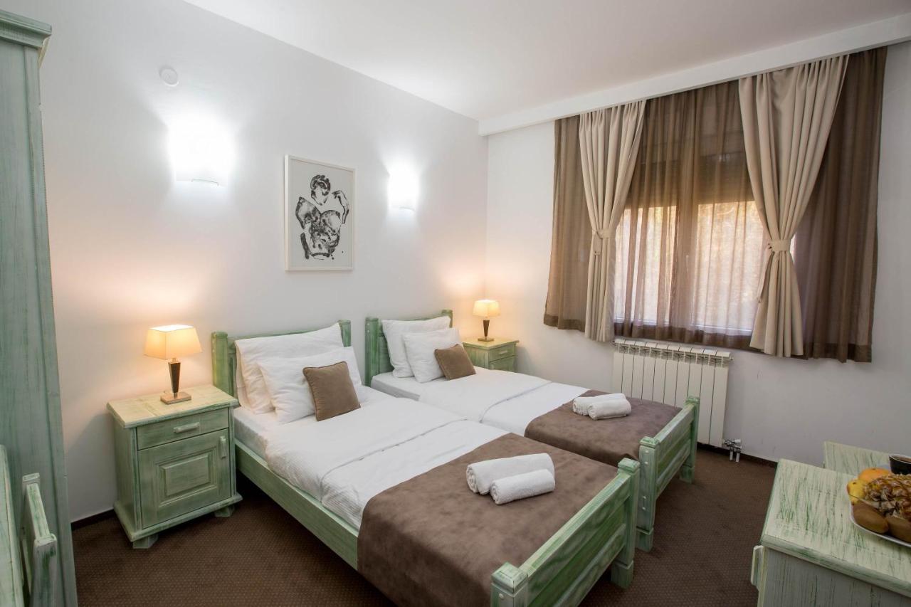 Hotel Trim Нікшич Екстер'єр фото