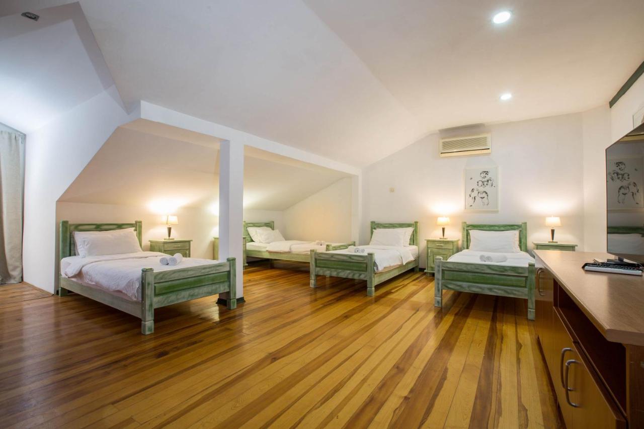 Hotel Trim Нікшич Екстер'єр фото